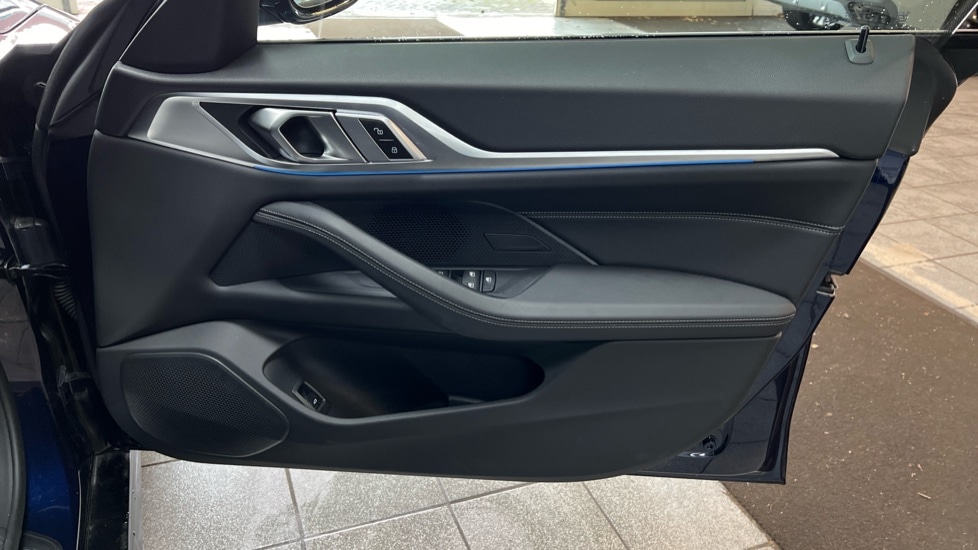 Used BMW i4 2025 for sale - 76552268: Photo 32