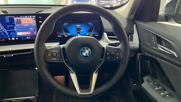 Used BMW iX1 2025 for sale - 76008324: Photo 5