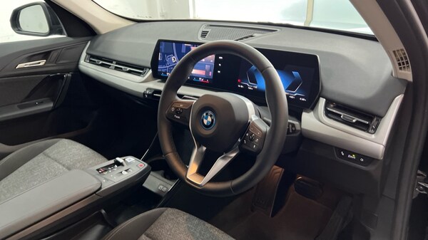 Used BMW iX1 2025 for sale - 76008324: Photo 6
