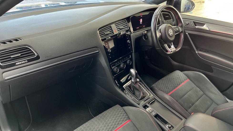Used Volkswagen Golf 2018 for sale - 76999374: Photo 10