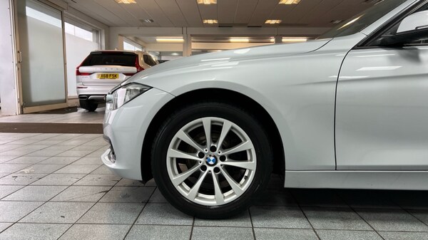 Used BMW 3 Series 2017 for sale - 76289960: Photo 17