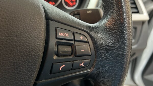 Used BMW 3 Series 2017 for sale - 76289960: Photo 21