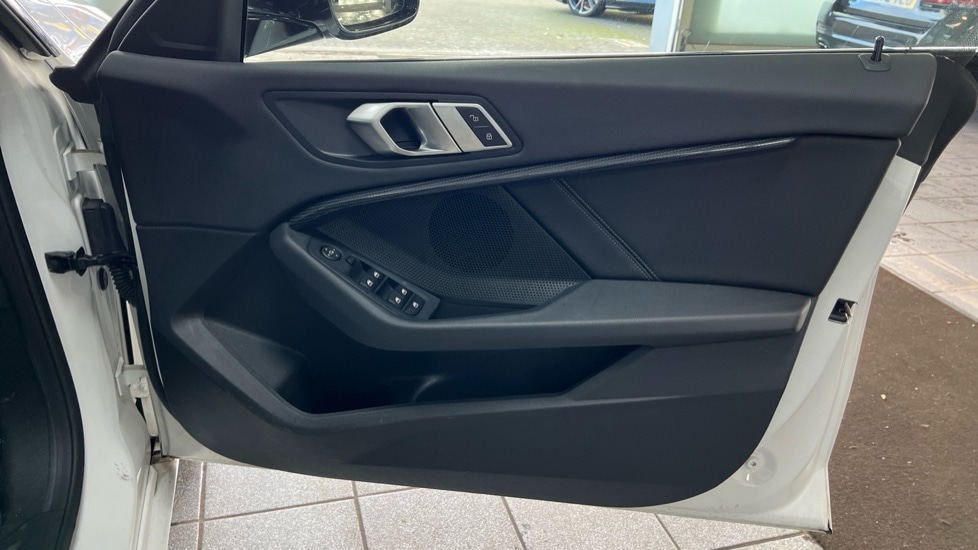 Used BMW 2 Series 2022 for sale - 76350935: Photo 31