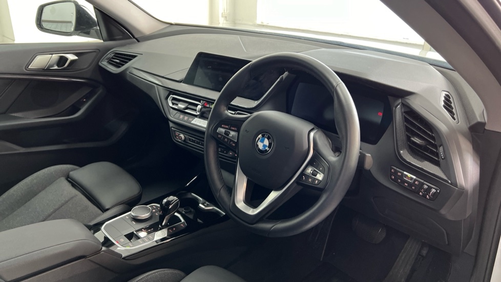 Used BMW 2 Series 2022 for sale - 76350935: Photo 6