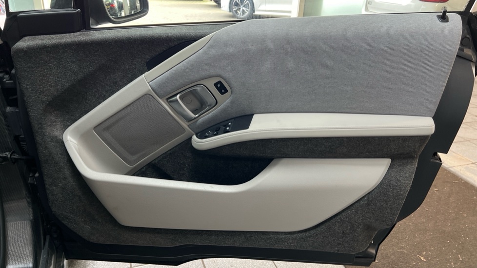 Used BMW i3 2022 for sale - 76586807: Photo 30
