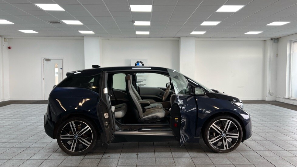 Used BMW i3 2022 for sale - 76586807: Photo 32