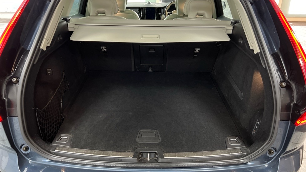 Used Volvo XC60 2020 for sale - 76623498: Photo 15