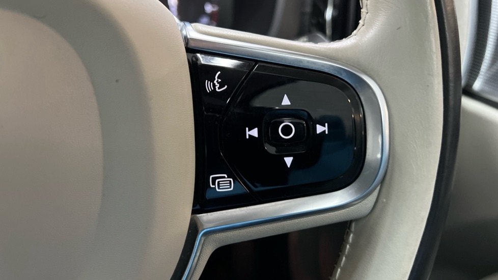 Used Volvo XC60 2020 for sale - 76623498: Photo 21