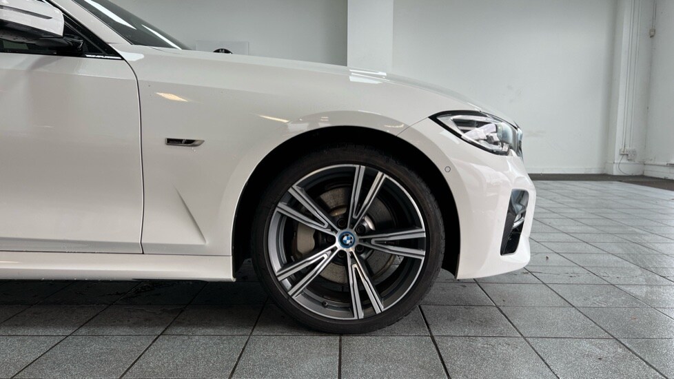 Used BMW 3 Series 2021 for sale - 76410658: Photo 14