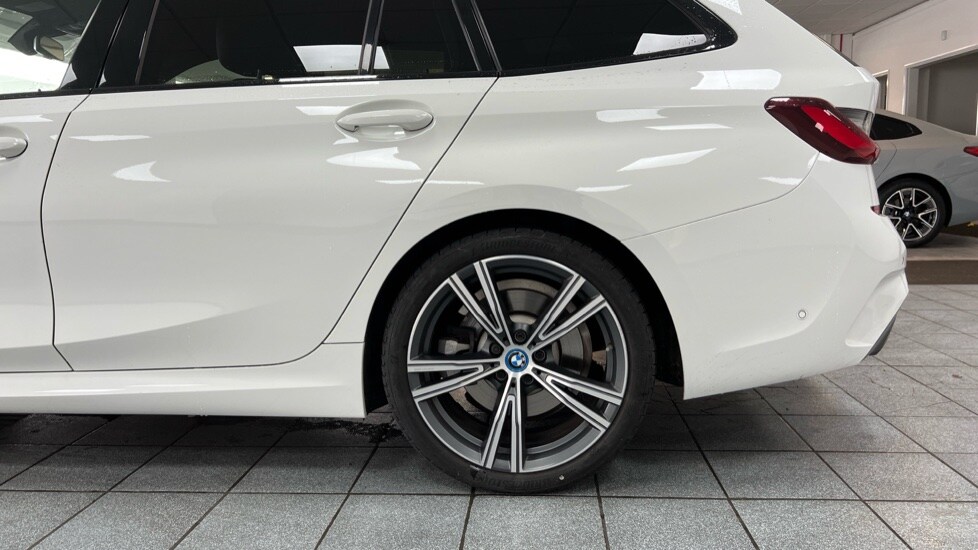 Used BMW 3 Series 2021 for sale - 76410658: Photo 26