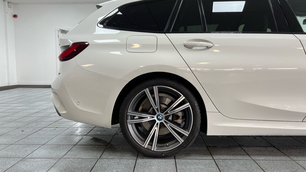 Used BMW 3 Series 2021 for sale - 76410658: Photo 27