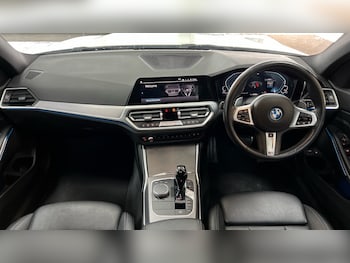 Used BMW 3 Series 2021 for sale - 76410658: Photo