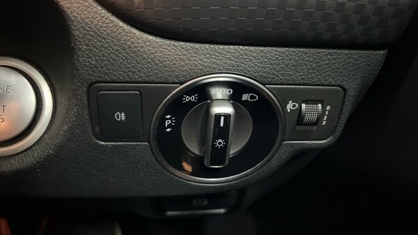 Used Mercedes-Benz A-Class 2018 for sale - 76092112: Photo 33