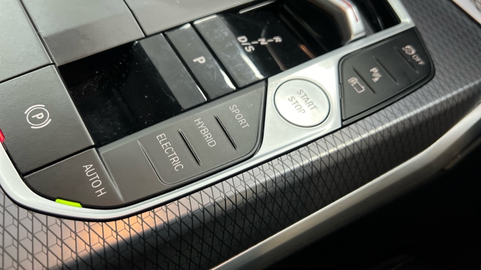 Used BMW 3 Series 2025 for sale - 76479743: Photo 19