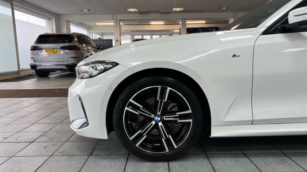 Used BMW 3 Series 2025 for sale - 76552348: Photo 25