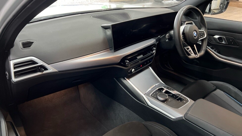 Used BMW 3 Series 2025 for sale - 76552348: Photo 7