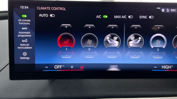Used BMW iX 2022 for sale - 76140353: Photo 40