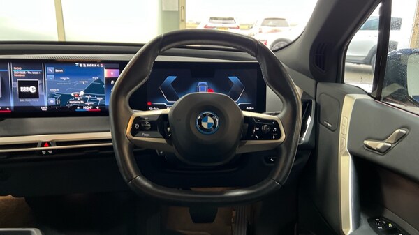 Used BMW iX 2022 for sale - 76140353: Photo 5