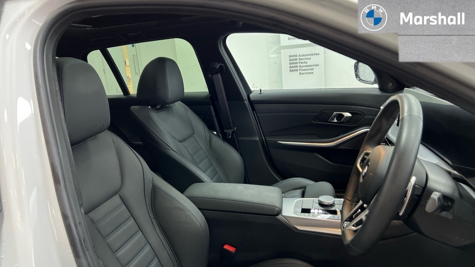 Used BMW 3 Series 2024 for sale - 76580143: Photo 11