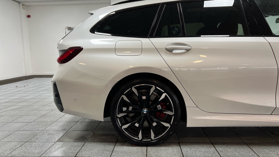 Used BMW 3 Series 2024 for sale - 76580143: Photo 27