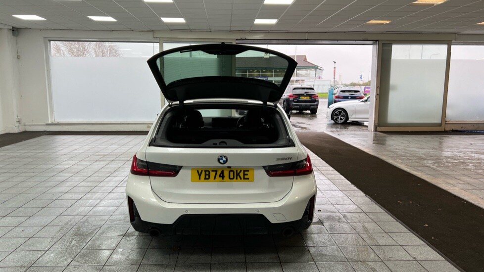 Used BMW 3 Series 2024 for sale - 76580143: Photo 34