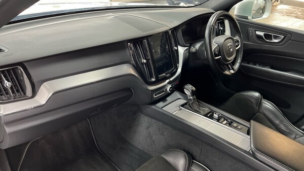 Used Volvo XC60 2018 for sale - 76251731: Photo 10