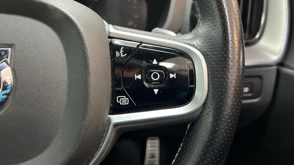 Used Volvo XC60 2018 for sale - 76251731: Photo 21