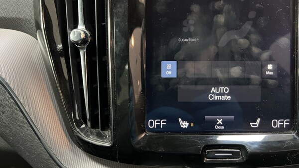 Used Volvo XC60 2018 for sale - 76251731: Photo 26