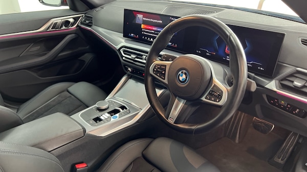 Used BMW i4 2024 for sale - 75394315: Photo 6