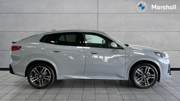 Used BMW iX2 2025 for sale - 76079201: Photo 3