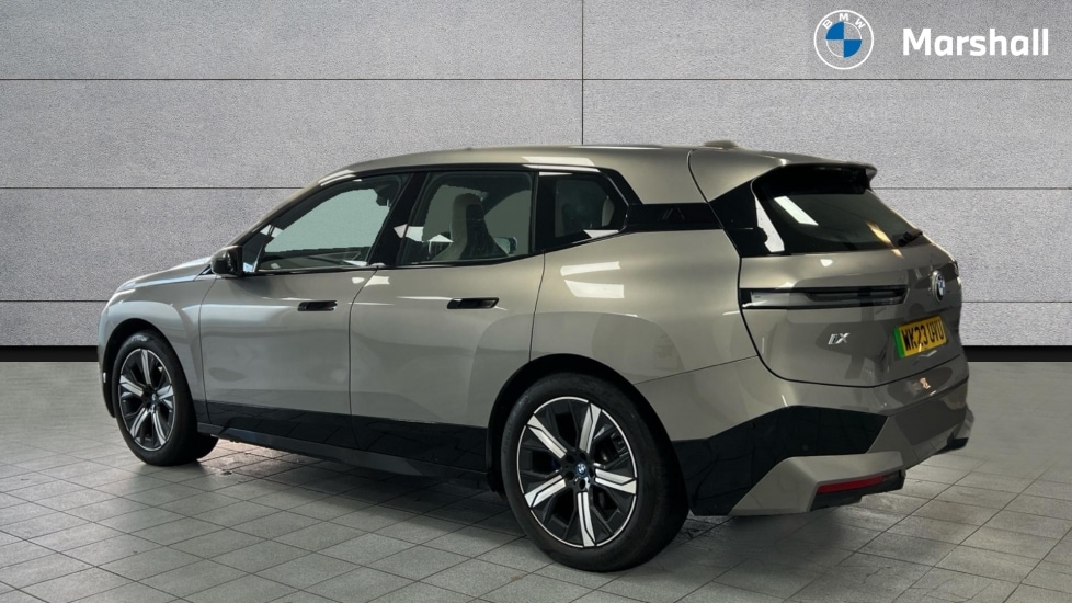 Used BMW iX 2023 for sale - 77018338: Photo 2