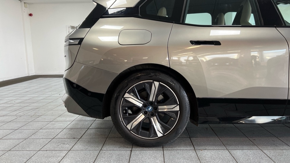 Used BMW iX 2023 for sale - 77018338: Photo 27