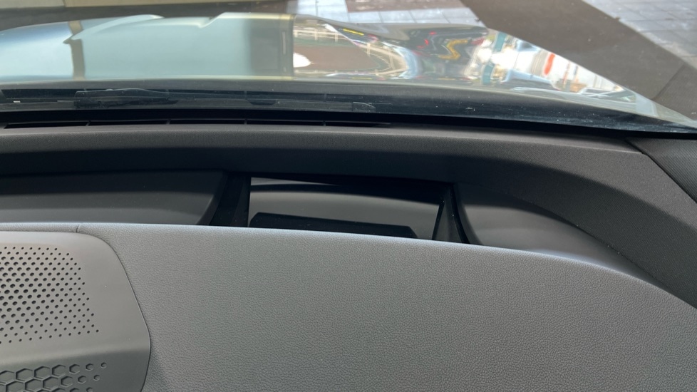 Used BMW iX 2023 for sale - 77018338: Photo 40