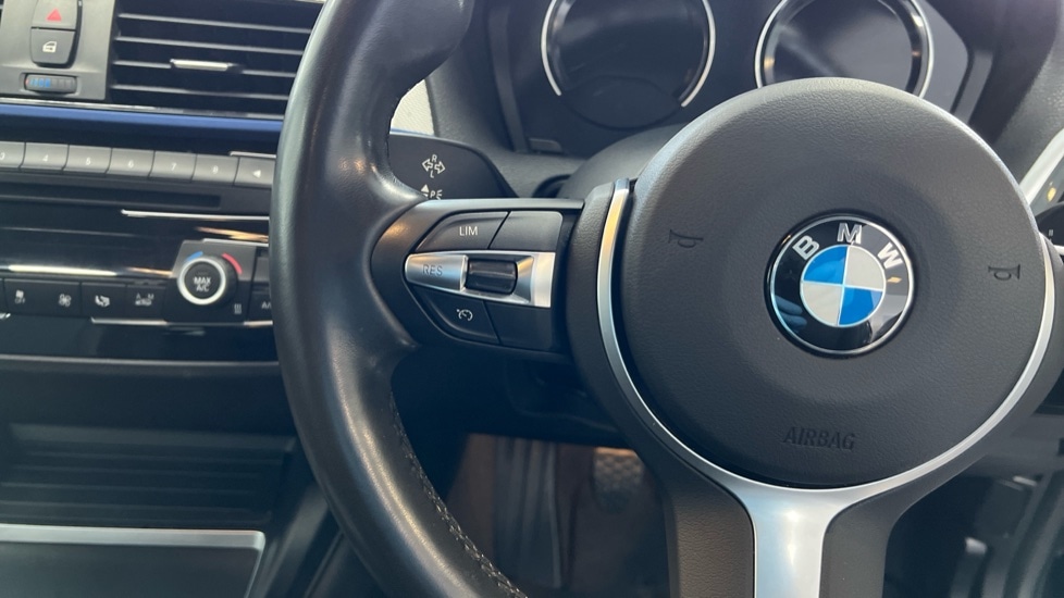 Used BMW 1 Series 2019 for sale - 76948292: Photo 17