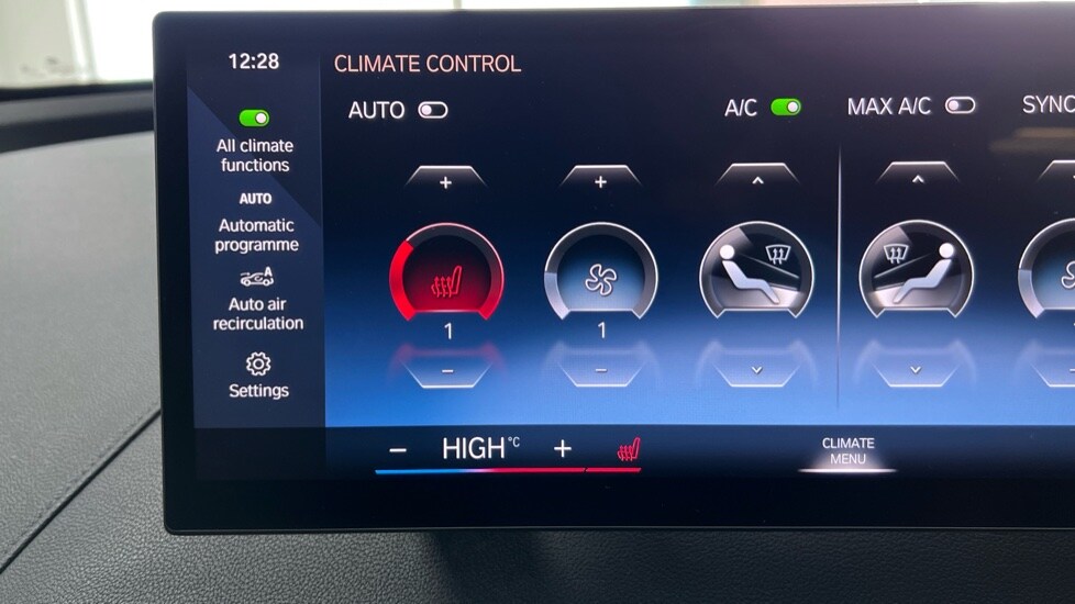 Used BMW iX 2022 for sale - 76966784: Photo 42