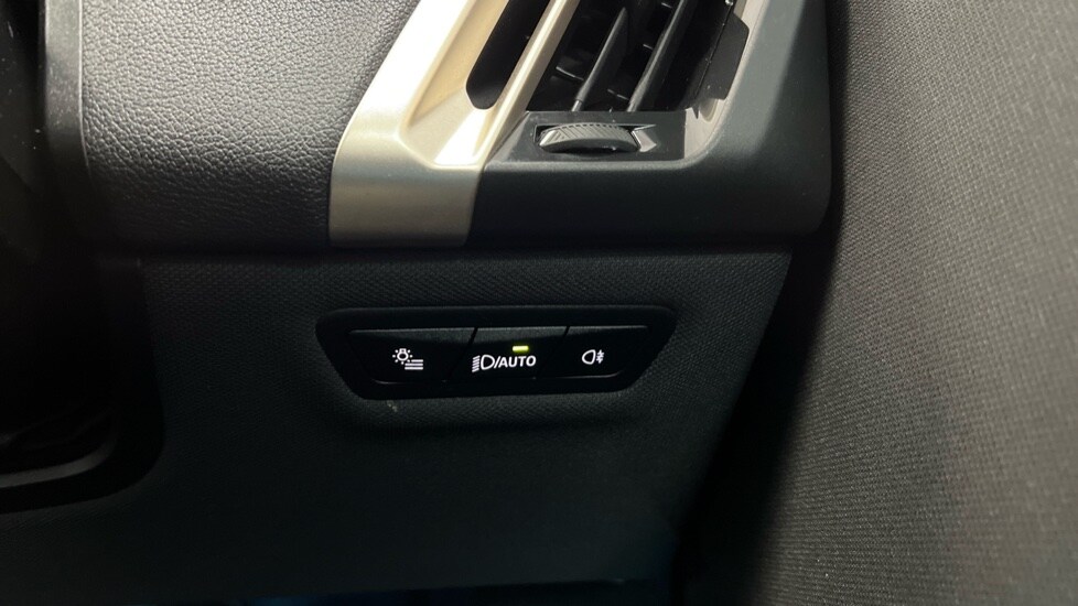 Used BMW iX 2022 for sale - 76966784: Photo 45