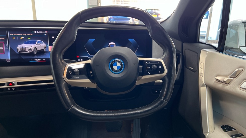 Used BMW iX 2022 for sale - 76966784: Photo 5