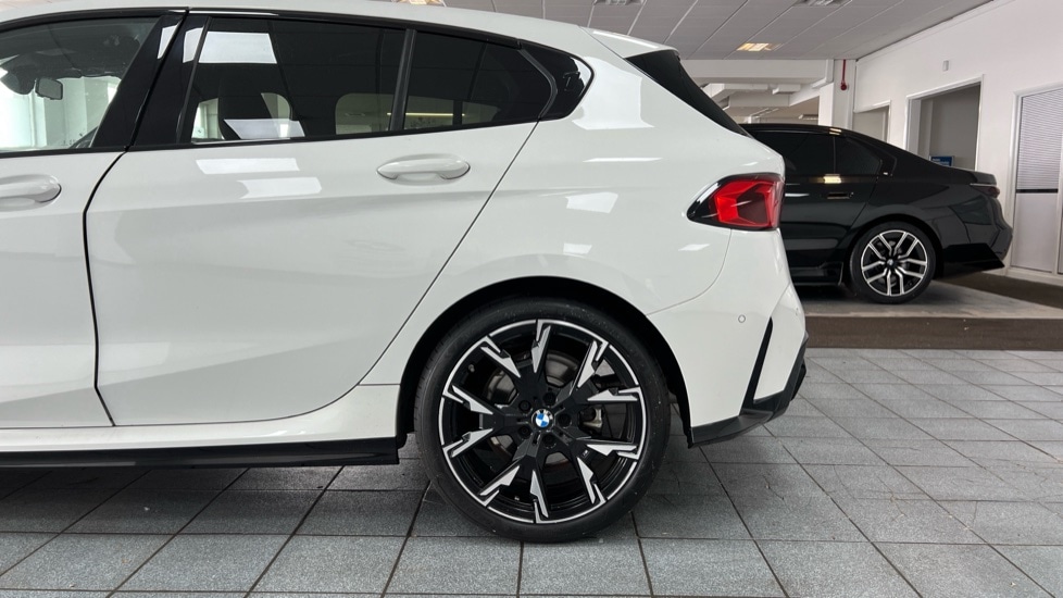 Used BMW 1 Series 2024 for sale - 76438136: Photo 26