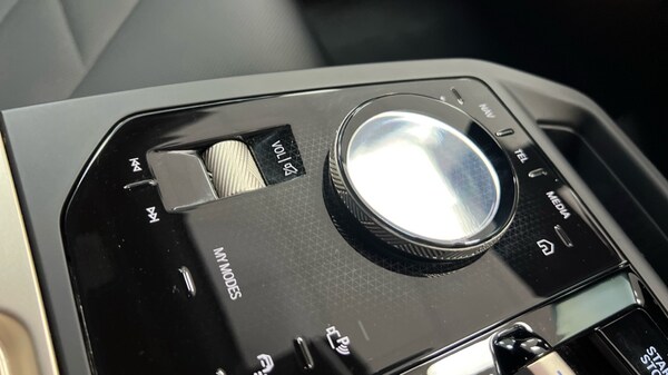 Used BMW iX 2024 for sale - 75394306: Photo 19