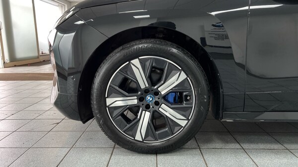 Used BMW iX 2024 for sale - 75394306: Photo 25