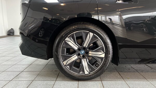 Used BMW iX 2024 for sale - 75394306: Photo 27