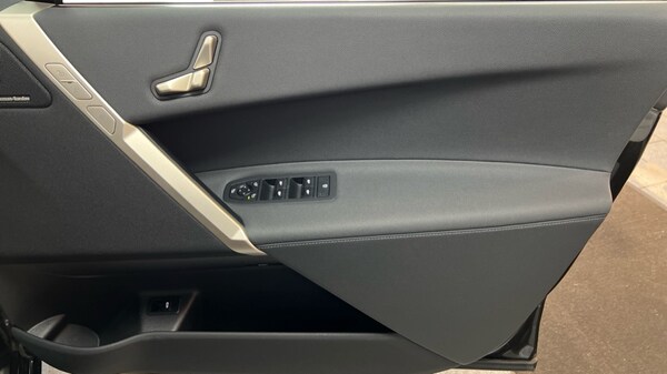 Used BMW iX 2024 for sale - 75394306: Photo 32