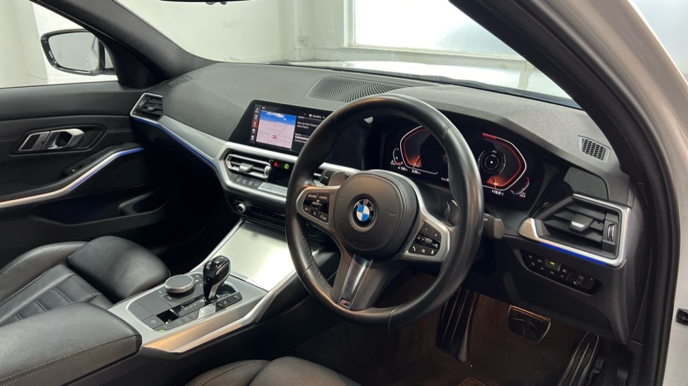 Used BMW 3 Series 2020 for sale - 76140082: Photo 6