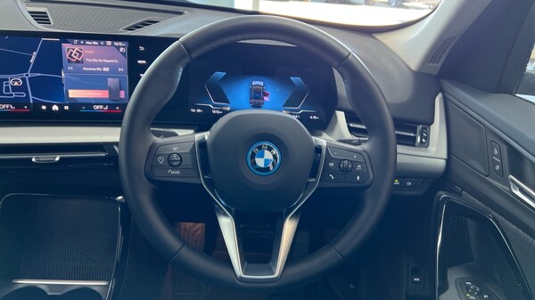 Used BMW iX1 2025 for sale - 76008031: Photo 5