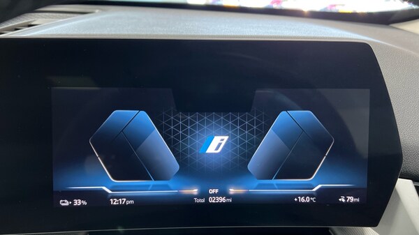 Used BMW iX1 2025 for sale - 76008031: Photo 9