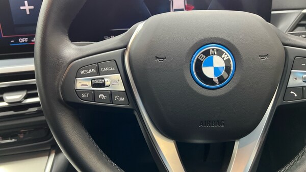 Used BMW i4 2023 for sale - 76140395: Photo 17