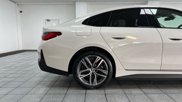 Used BMW i4 2023 for sale - 76140395: Photo 27