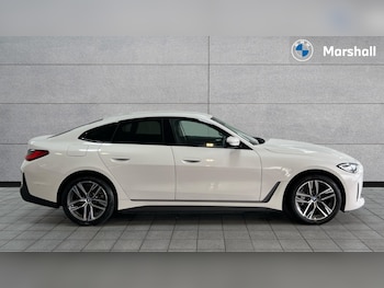 Used BMW i4 2023 for sale - 76140395: Photo 3