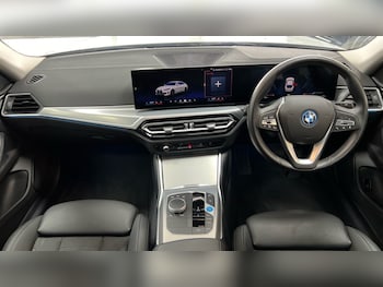 Used BMW i4 2023 for sale - 76140395: Photo 4