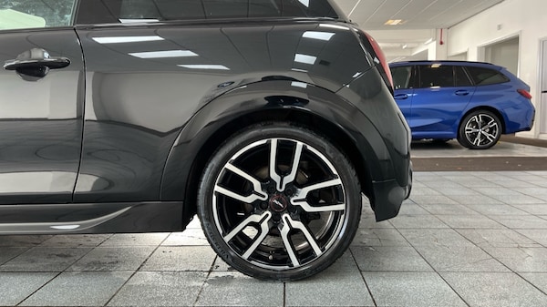 Used MINI Cooper 2024 for sale - 76321890: Photo 18